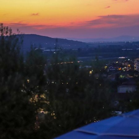 Affittacamere Bujtina Musta Berat Esterno foto